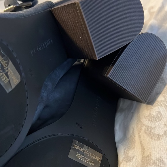 Indigo block heel sandals - Picture 6 of 9